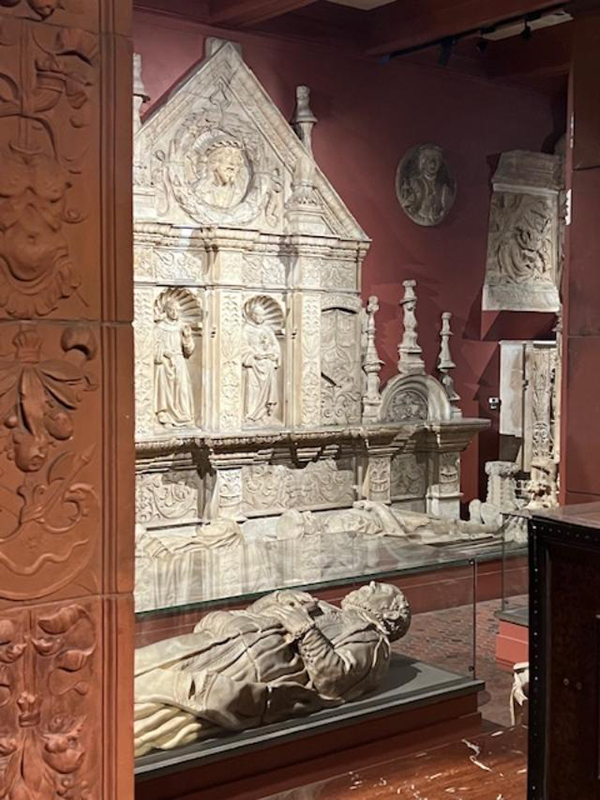 hispanic-society-of-america-museum-catholic-statues